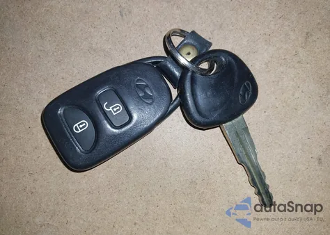 2008 Hyundai Accent Gls from USA, damaged, VIN KMHCN46C88U238962